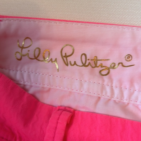 Lilly Pulitzer Callahan Shorts. Hot Pink. Size 4. - Picture 3 of 4